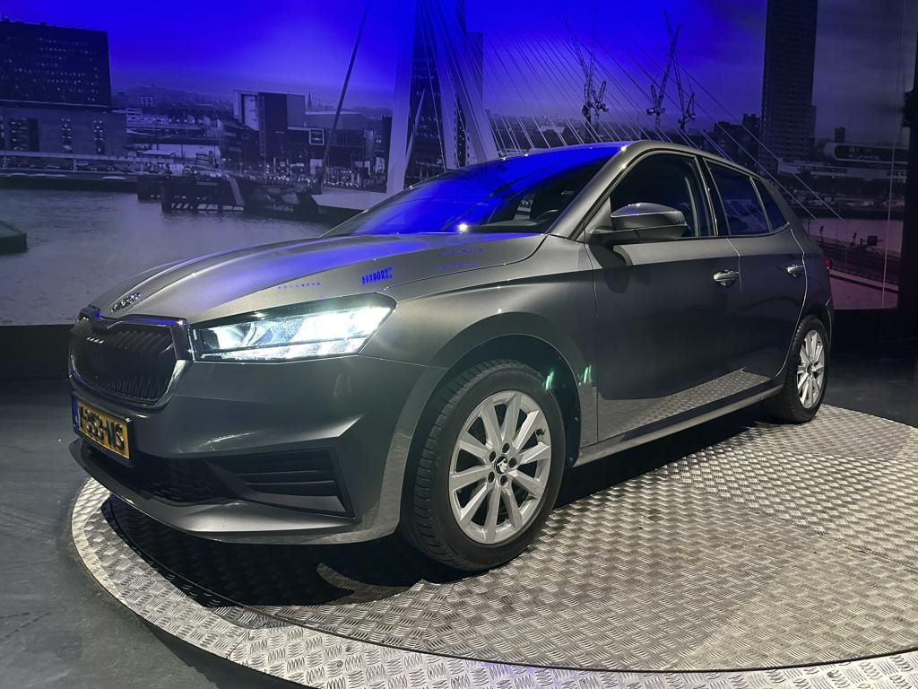 Skoda Fabia 1.0 tsi ambition *led*navi*appconnect*