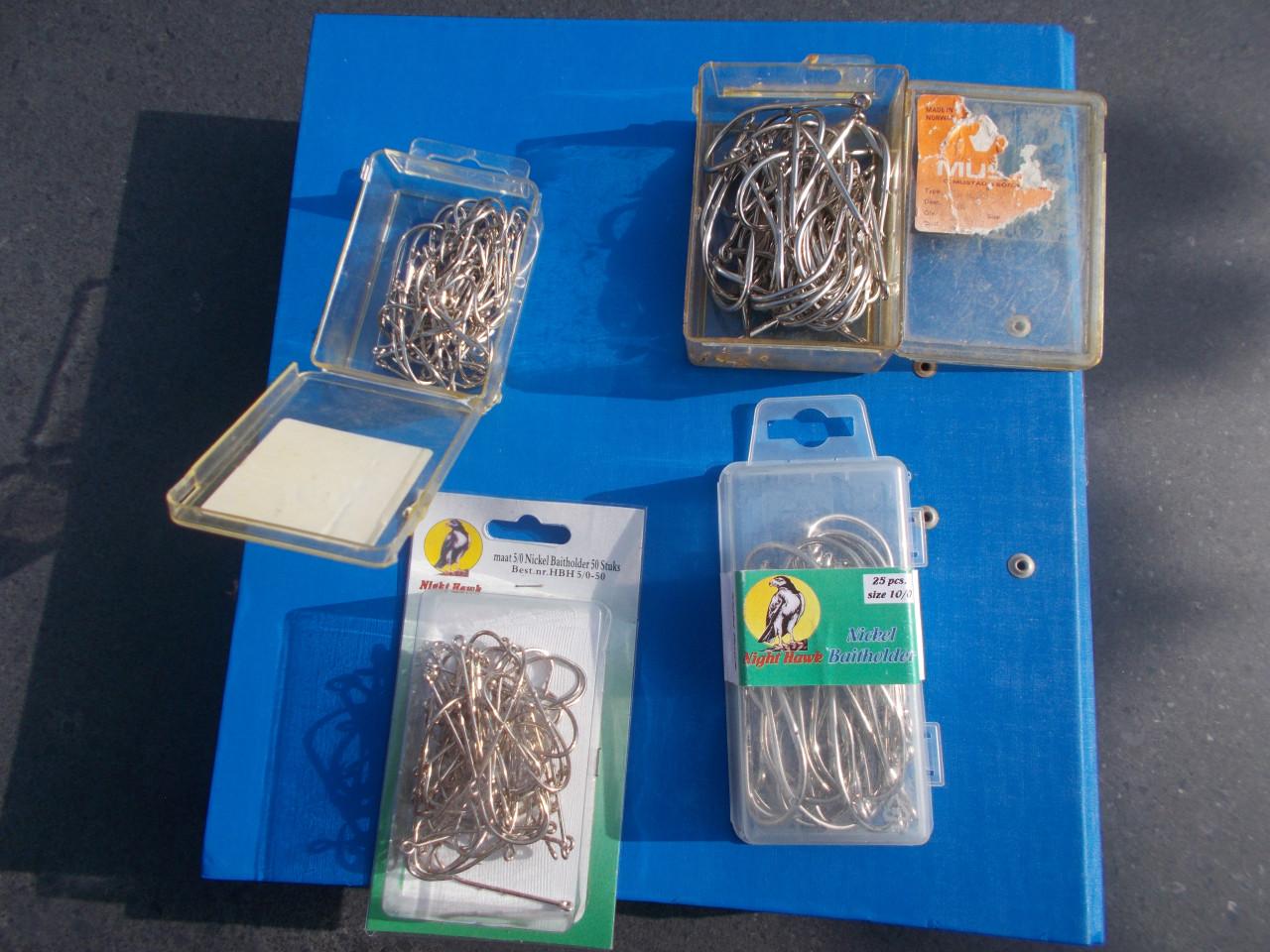 GROTE zeehaken maten 4/0,5/0,7/0 en 10/0