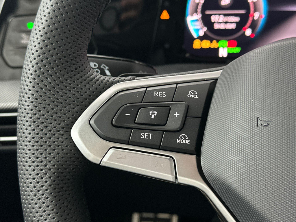 Volkswagen Golf variant r-line-edition 1.5 etsi 85 kw / 116 pk variant 7 v