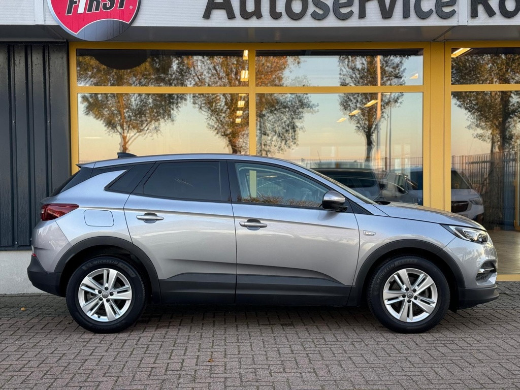 Opel Grandland X 1.2 turbo edition