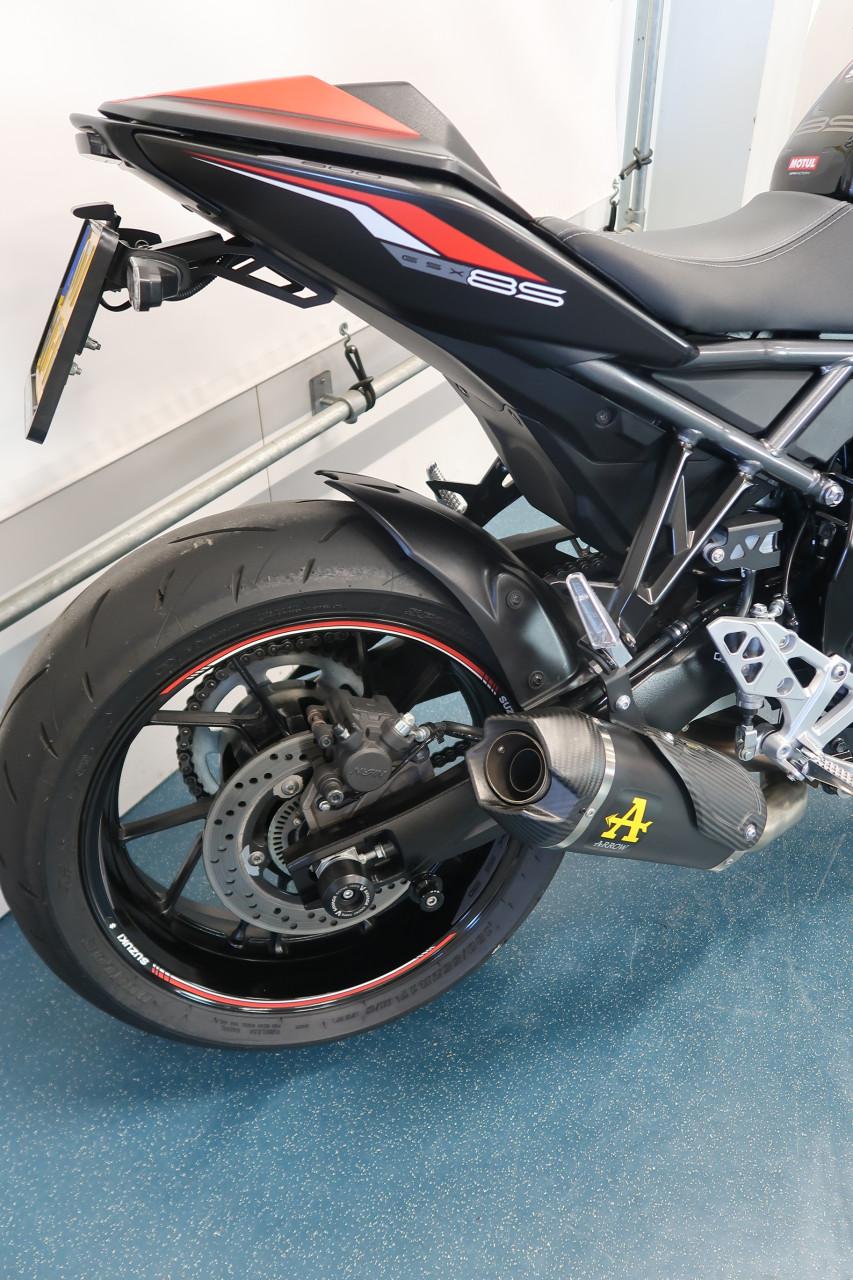Suzuki GSX-8S 2024 bomvol opties