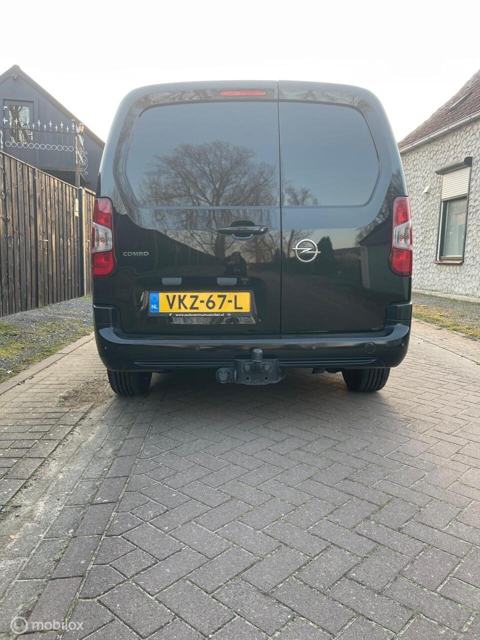 Opel Combo 1.5d l2h1 edition, jul-2021, 150.977 km