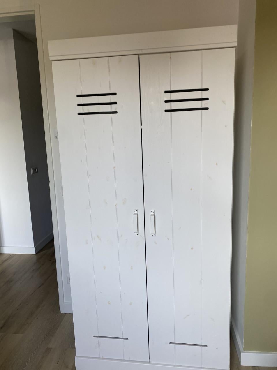 Kledingkast 2 x