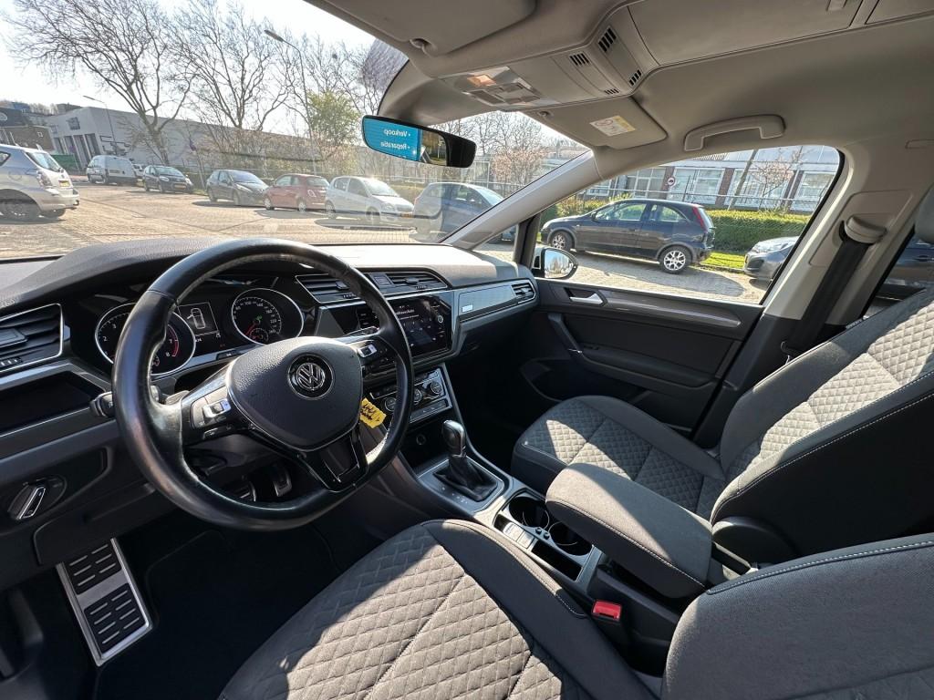 Volkswagen Touran 1.4 tsi highline edition r 7 persoons r-line led camera t