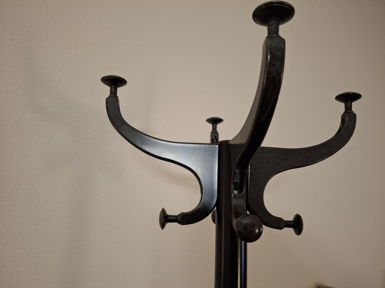 Zware  staande metalen kapstok