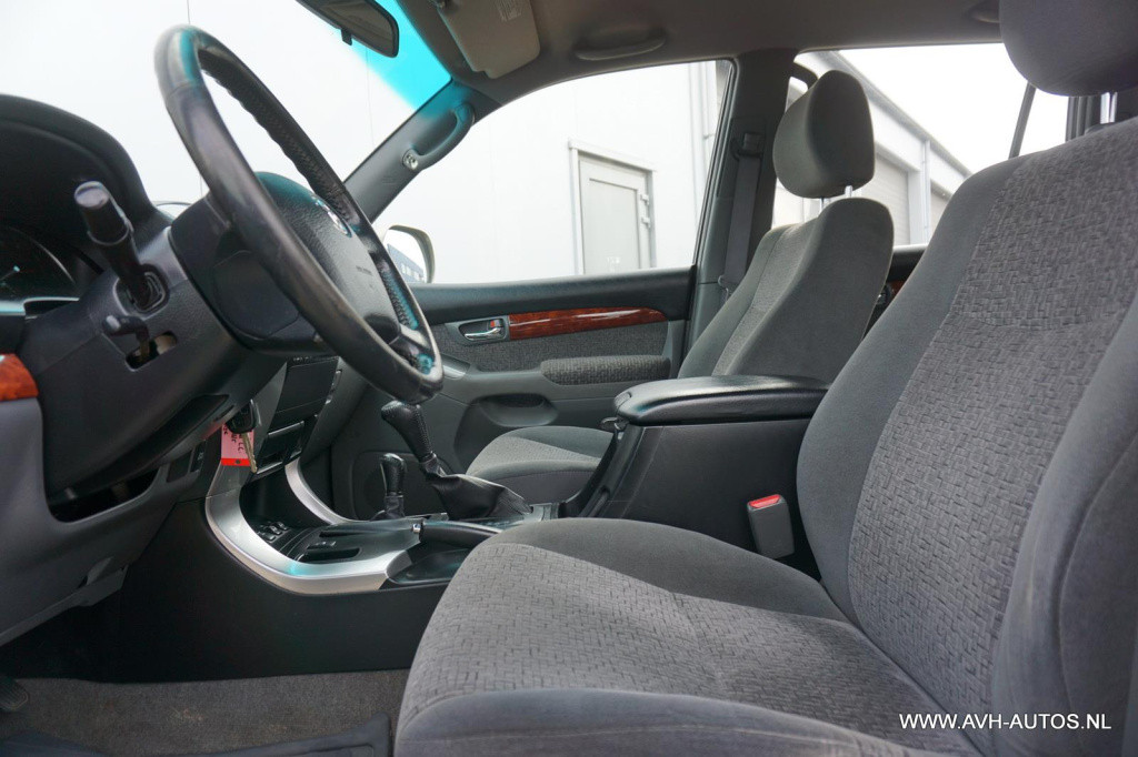 Toyota Land Cruiser 4.0 v6 vvt-i lx automaat