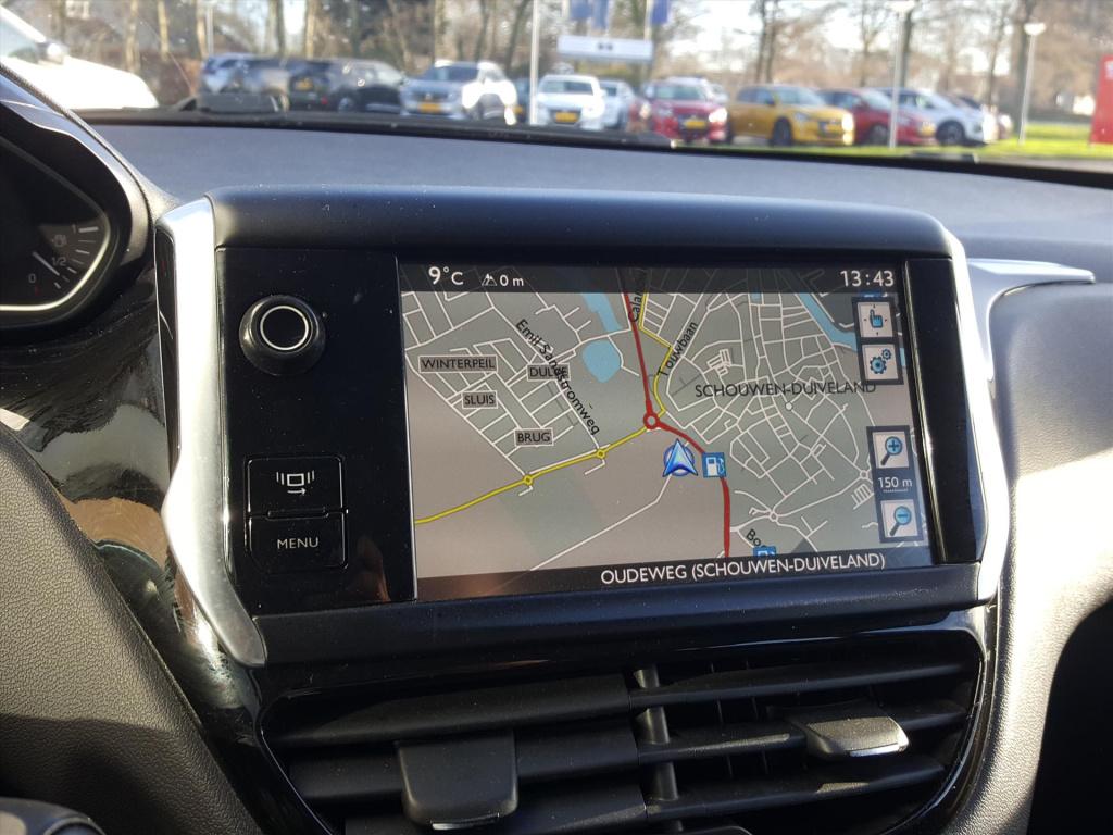 Peugeot 208 1.2 vti 82pk 5d urban soul navigatie | cruise control | airco |