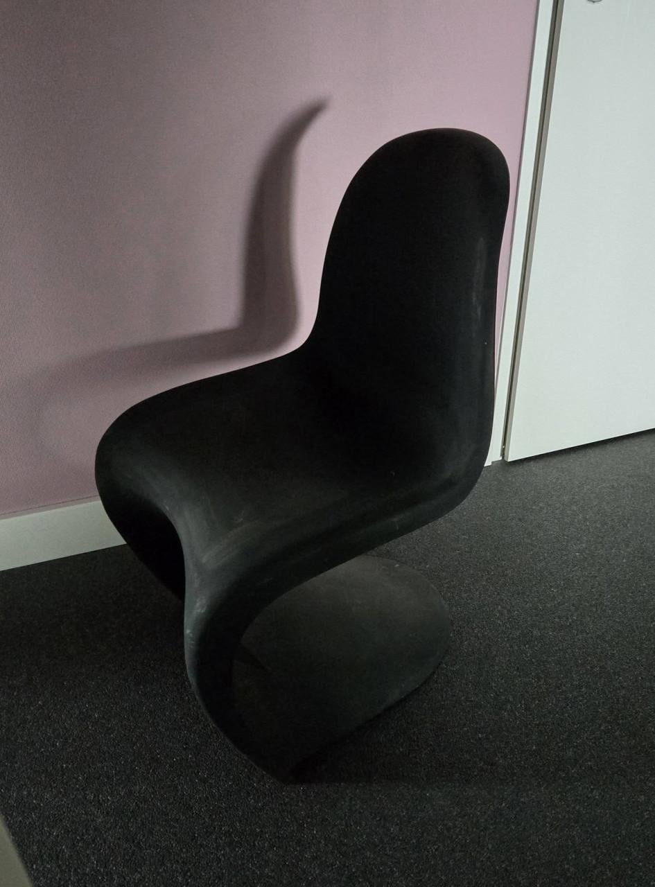 Zwarte design stoelen voor buiten/tuin