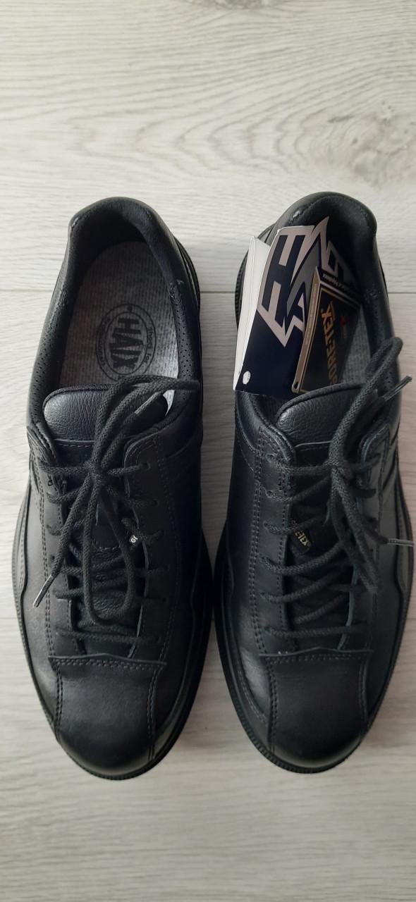 Haix goretex schoenen nieuw ( nw prijs 219 euro )Koopje nu 125 euro