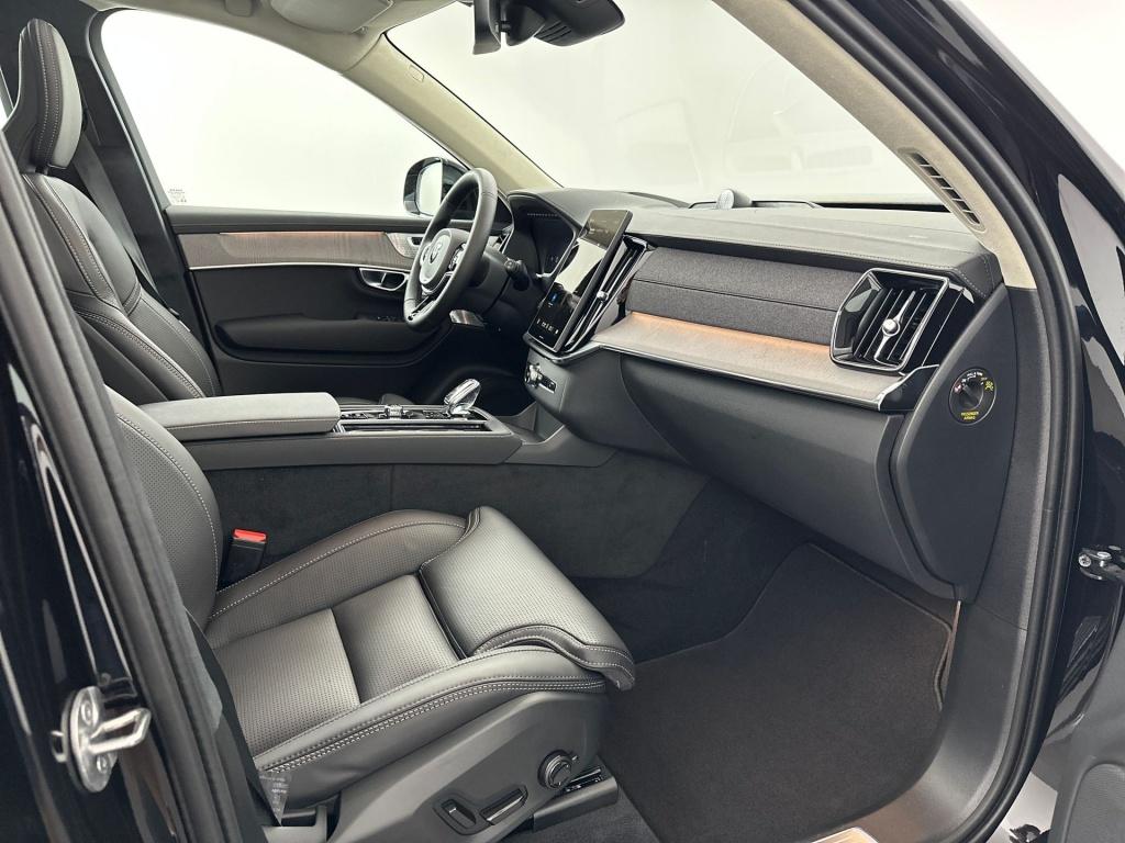 Volvo XC90 t8 awd gt ultra dark executive edition