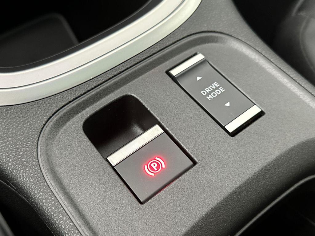 Jeep Avenger 1.2 e-hybrid summit