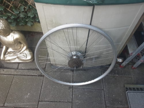 Gazelle 28 inch shimano achterwiel, 8 speed cassette, uitvalnaaf