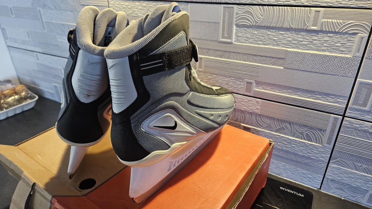 Nike ijschaatsen maat 43 nieuw