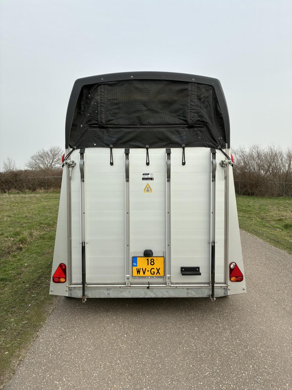 Volledig aluminium 2 paards met zadelkamer