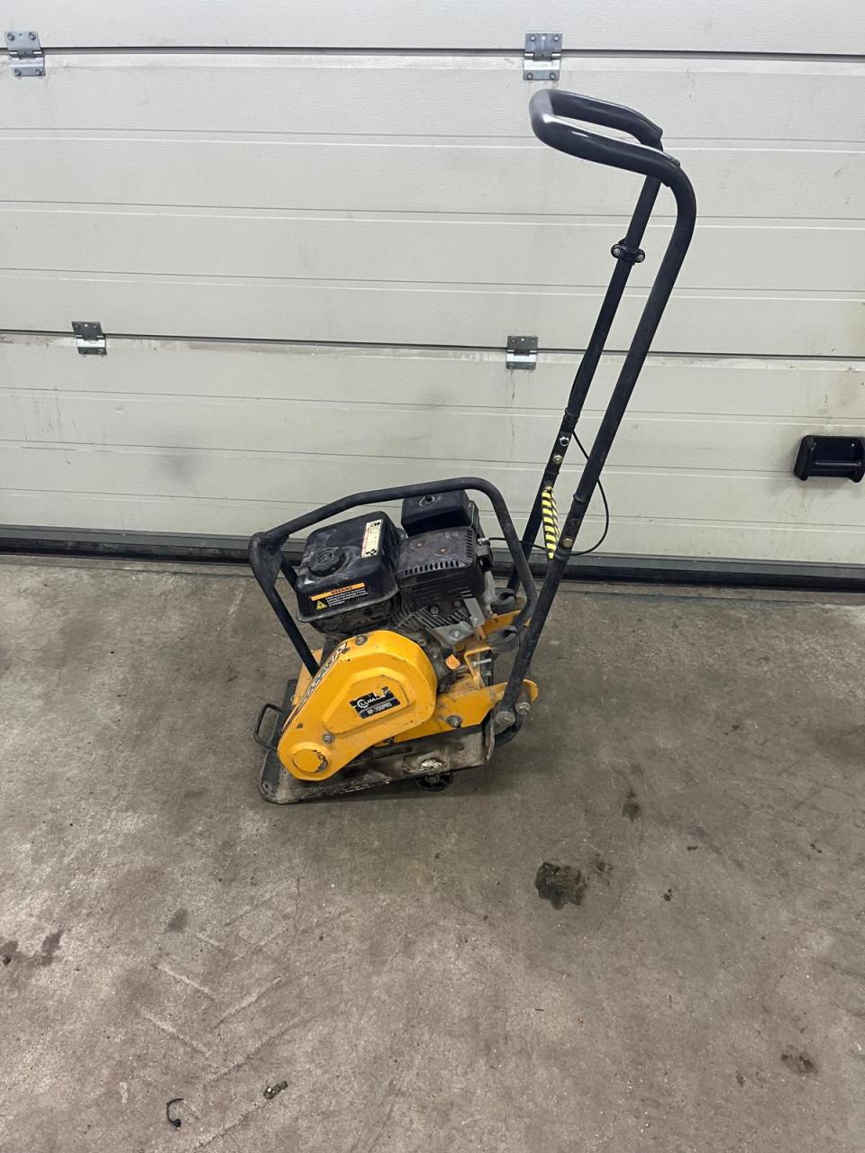 Lumag RP700 trilplaat gebruikt