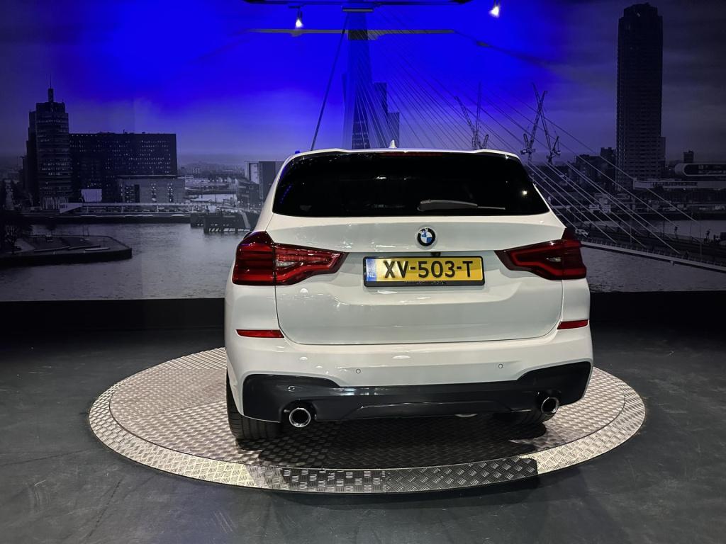 BMW X3 xdrive20i m sport executive edition *pano*trekhaak*memory*hud*