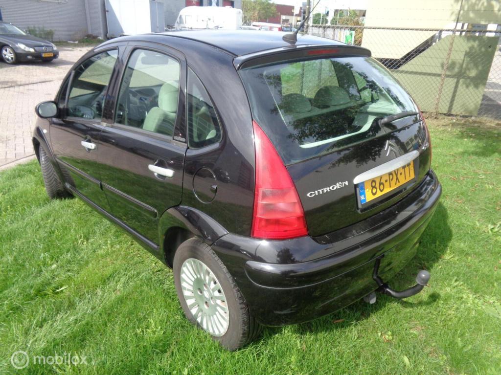 Citroen C3 1.6i-16v exclusive/stuurbekr/airco/trekhaak/apk tot 10-10-2027