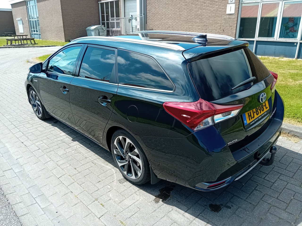 Toyota Auris Touring Sports