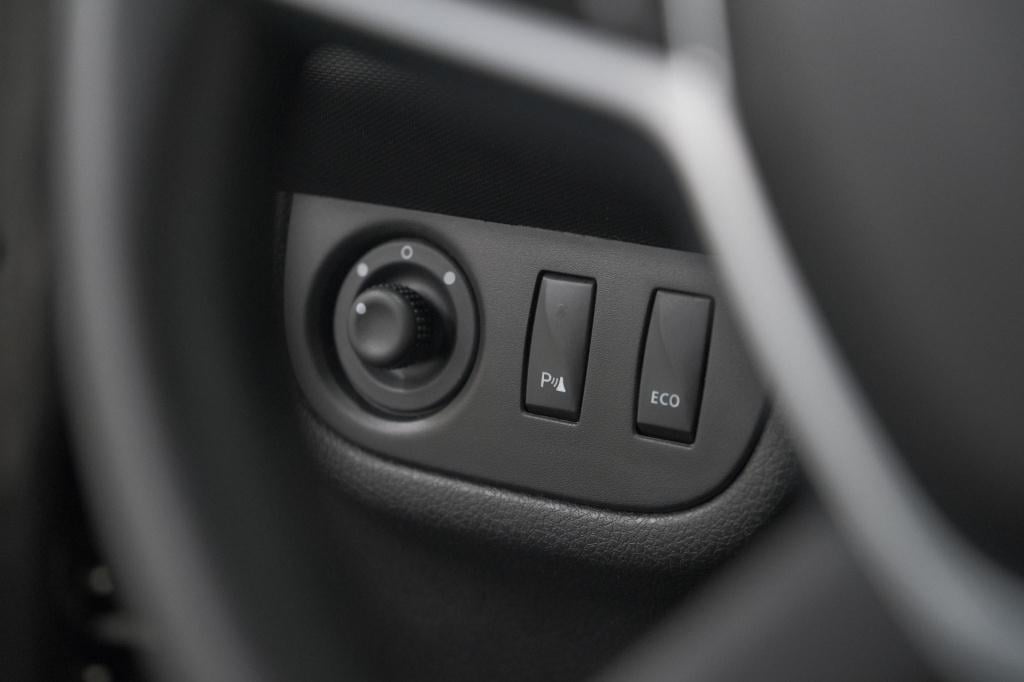 Dacia Sandero Stepway tce 90 sl | parkeersensoren | cruise control | naviga