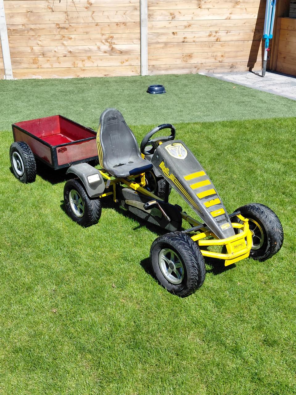 Skelter met aanhanger