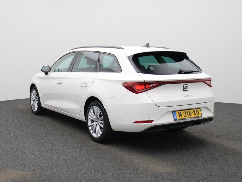 Seat Leon sportstourer 1.5 etsi style | automaat | navigatie | trekhaak! | 
