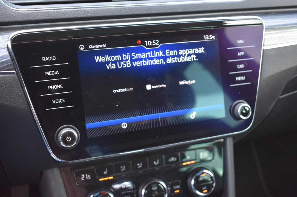 Skoda Superb combi 1.5 tsi act | trekhaak | virtual cockpit | canton | stoe