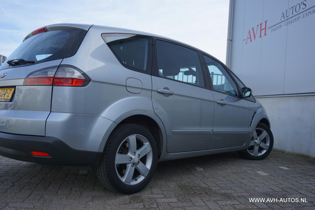 Ford S-Max 2.0-16v