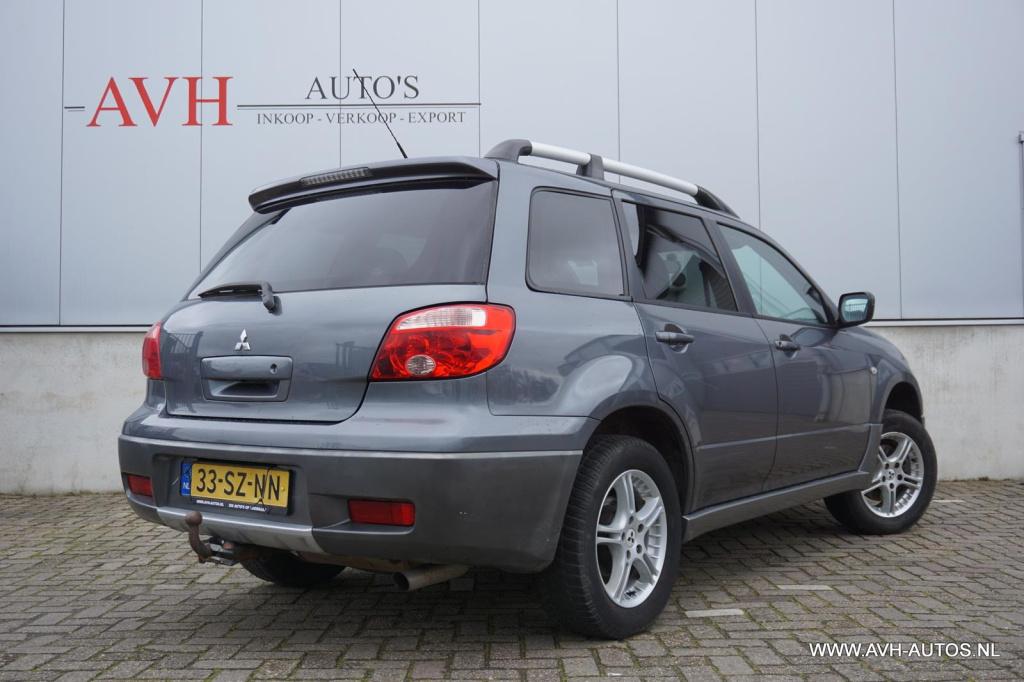 Mitsubishi Outlander 2.0 invite+