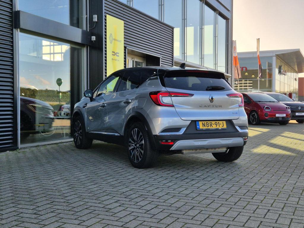 Renault Captur 1.6 e-tech plug-in hybrid 160 initiale paris verkocht