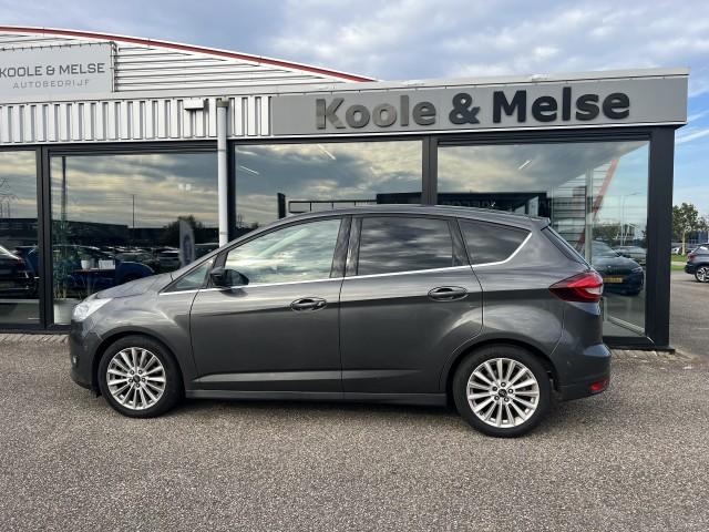 Ford C-max 1.0 ecoboost 125pk titanium , trekhaak , voorruitverwarming