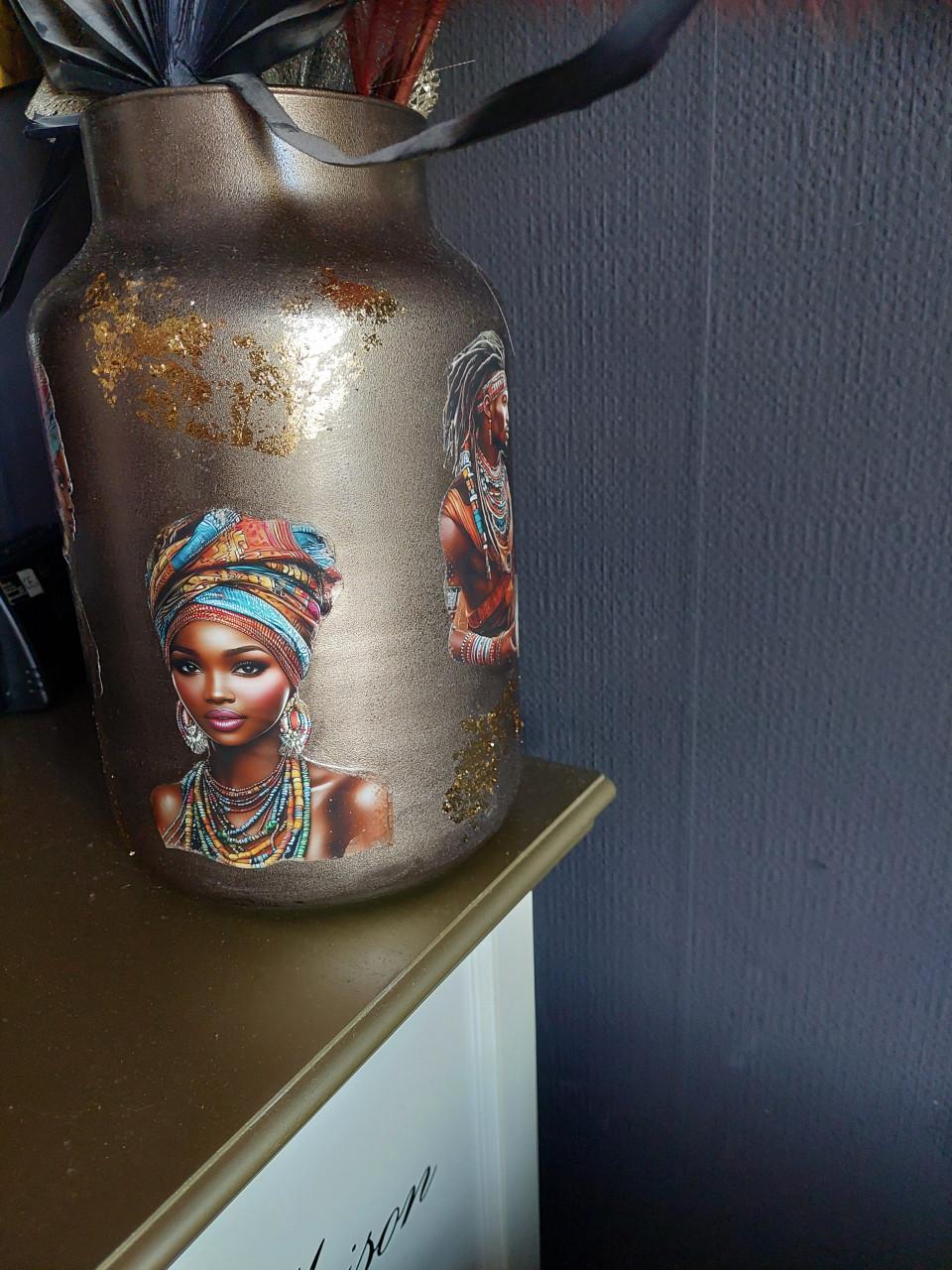 Nw Afrikaanse Decoupage vaas