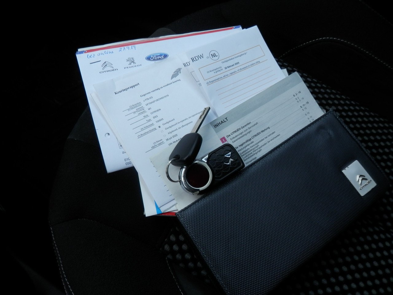 Auto Garant Biedt Aan: Citroen DS3 1.6 THP Sport Chic