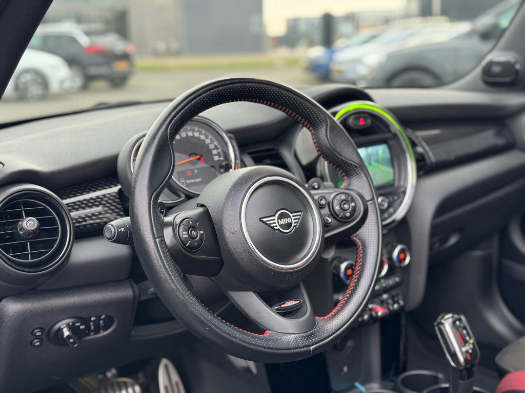 Mini Cooper S Cabrio mini 2.0 chili * jcw pakket * harman/kardon * stoelver