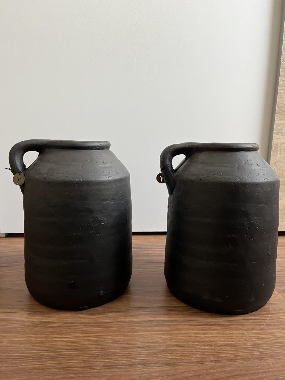 Zwarte stenen vazen (set van 2)