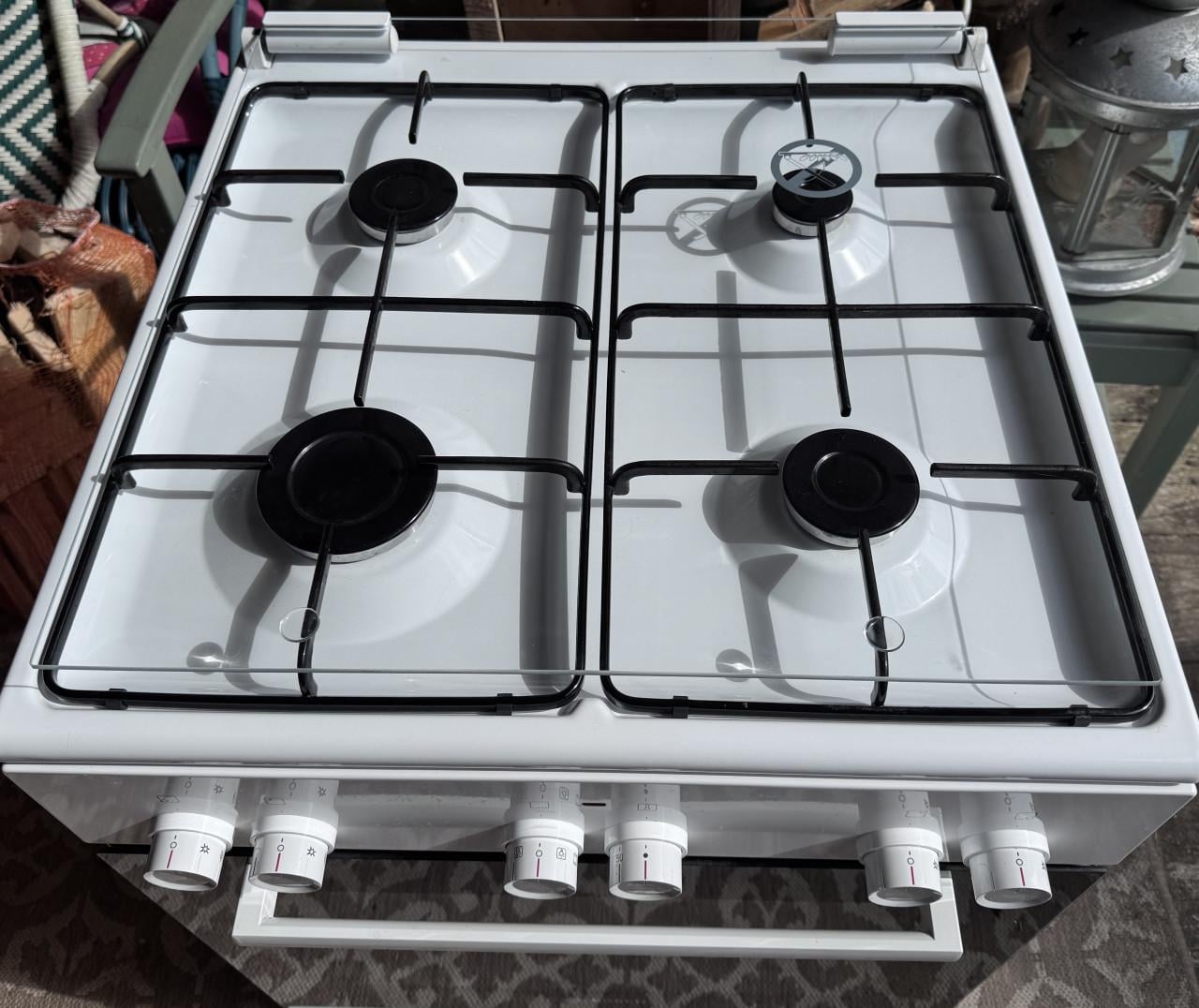 3 jaar oud wit Bosch gasfornuis met oven