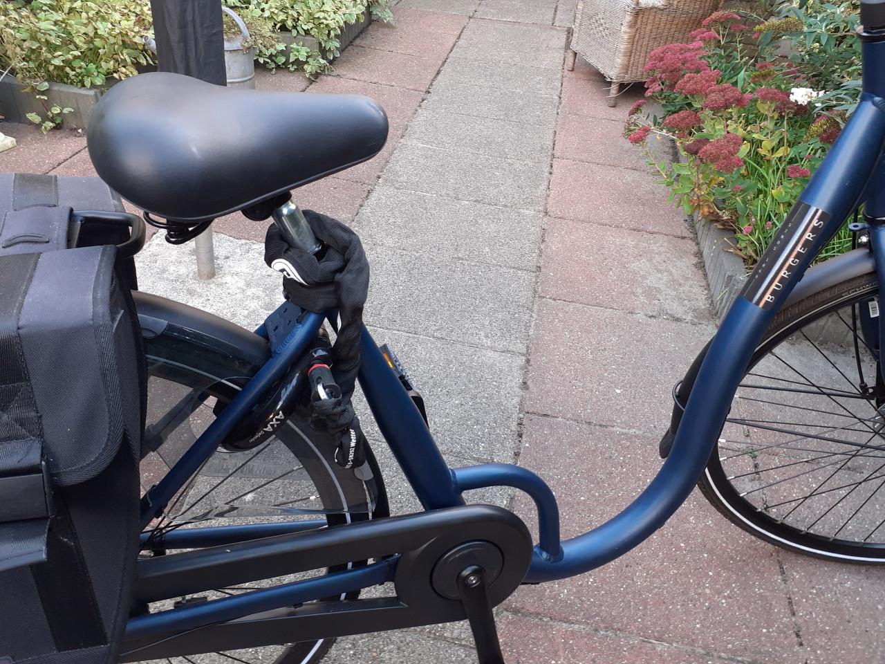 Burgers Lage Instap Splinternieuw  1x op gereden Stadfiets  Kleur Blauw   -