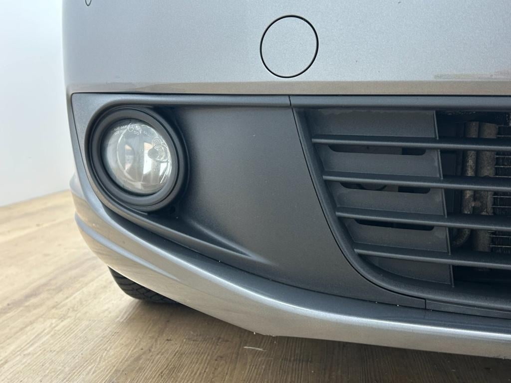 Volkswagen Touran occasion 1.2 tsi highline bluemotion 7p. | grijs | tweede