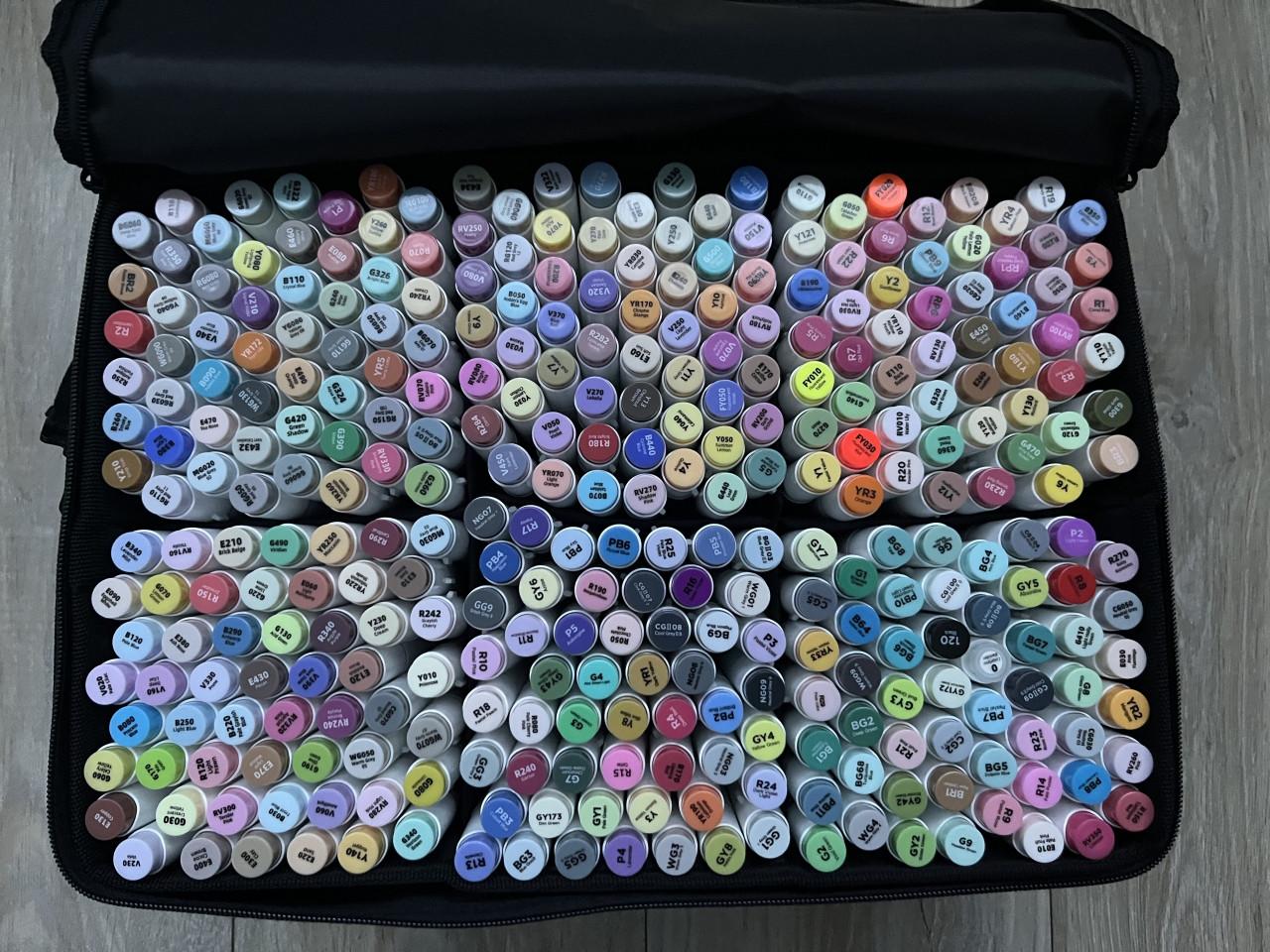 Ohuhu markerset 320 stuks (brush & chisel) - NIEUWE STAAT