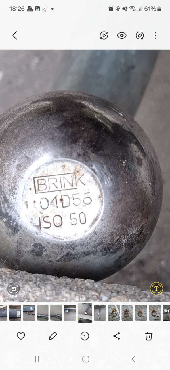 BRINK afneembaar trekhaak.