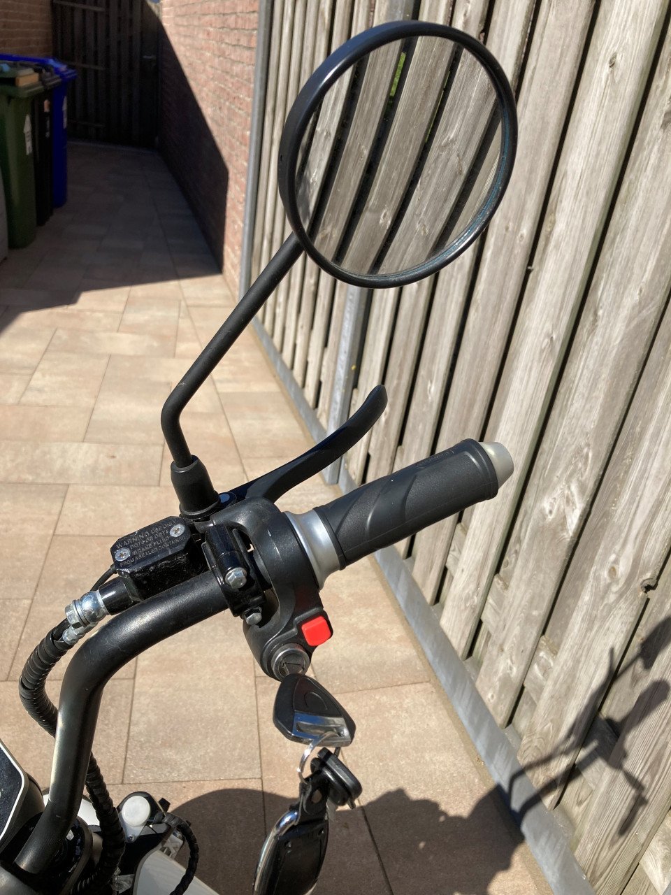 Spyder Wheelz e-scooter