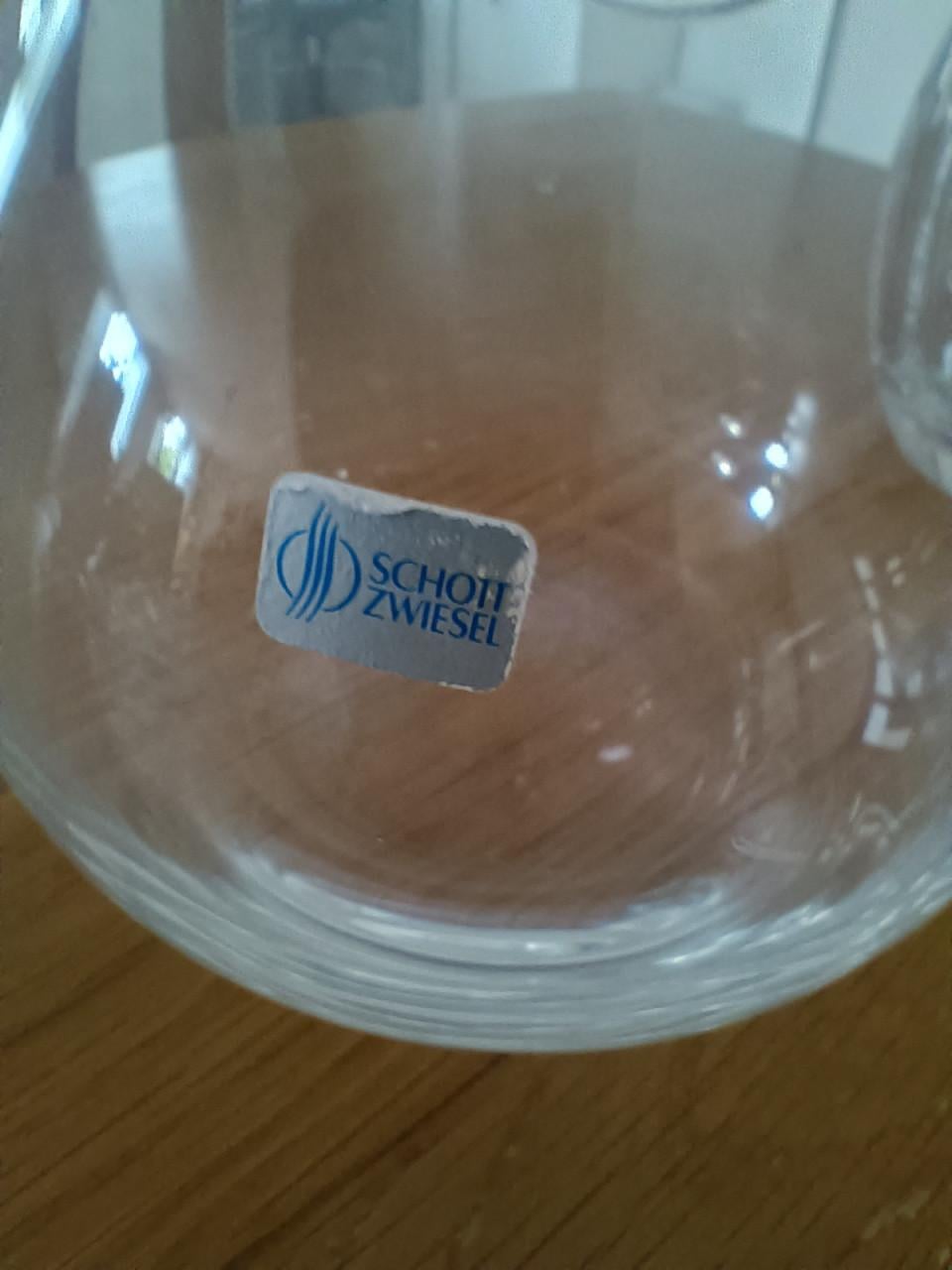 Te koop: set Schott Zwiesel wijnkaraffen glas