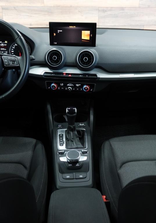 Audi Q2 35 tfsi | camera | pdc | keyless | led |