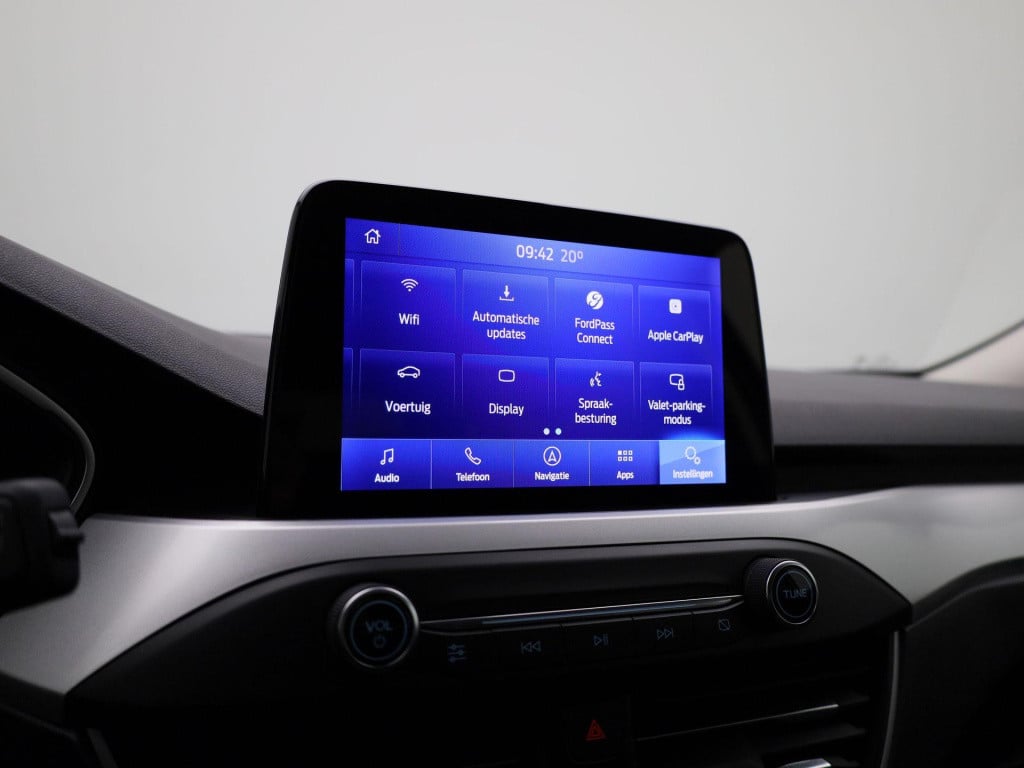 Ford Focus 1.0 ecoboost trend edition business navigatie - parkeersensoren 