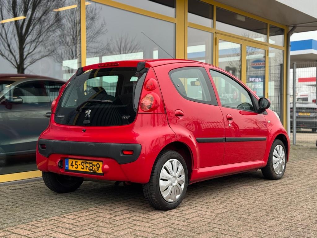 Peugeot 107 1.0-12v xs