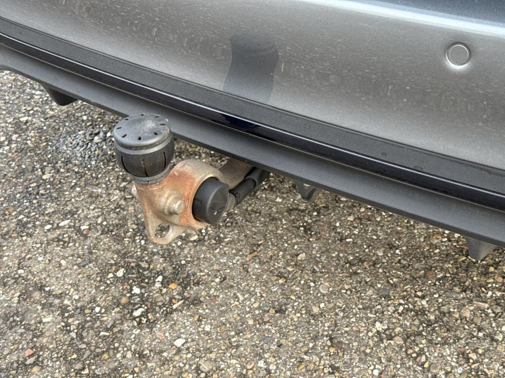 Mercedes-Benz C-Klasse estate 300 e amg line | pano | 1 jaar fab. garantie 