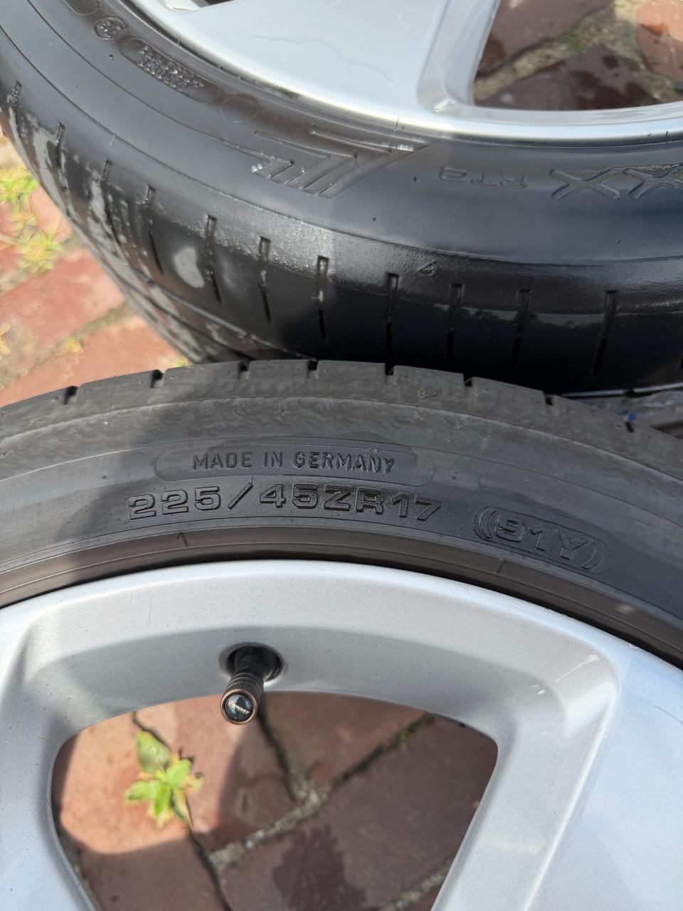 Originele volkswagen borbet velgen 17inch met banden 5x112