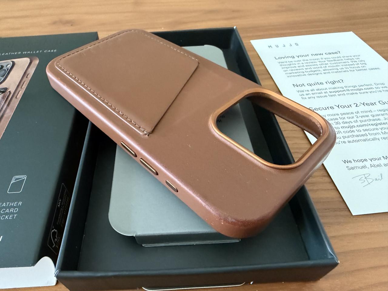 Mujjo lederen hoes iPhone 16 Pro