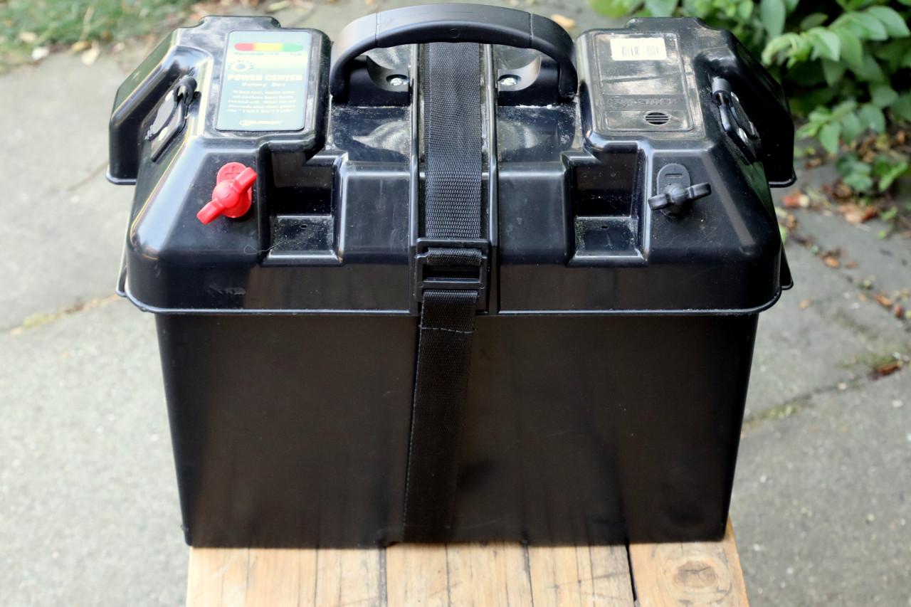 Rubberboot +electro. moter + ACCU 12 volt 105Ah