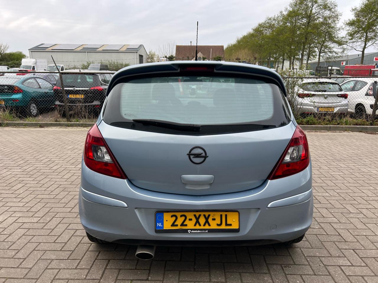 Opel Corsa 1.4-16V Enjoy 179.180KM Jaar Apk