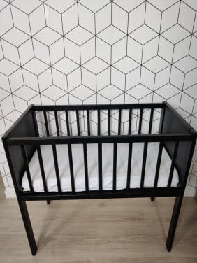 Zwarte wieg te koop